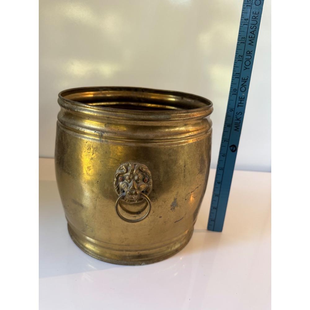 Vintage Brass Lion Head Planter Barrel Cachepot Gold Tone Patina 9 Inch